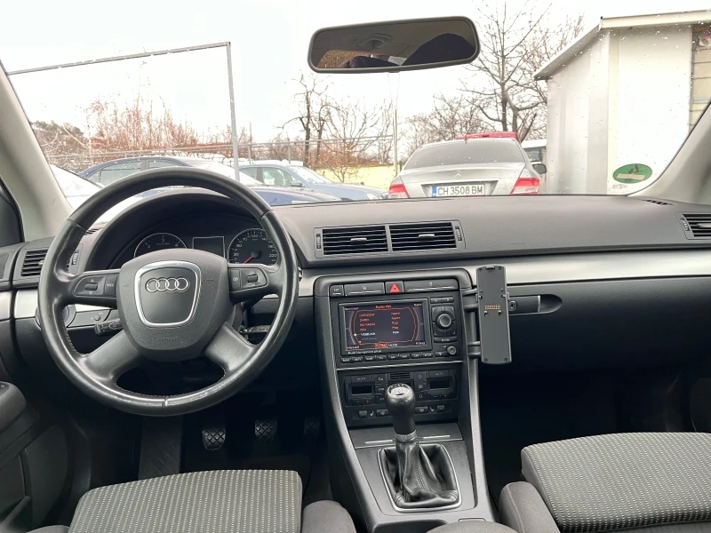 Audi A4 2.0TDI, снимка 13 - Автомобили и джипове - 49211186