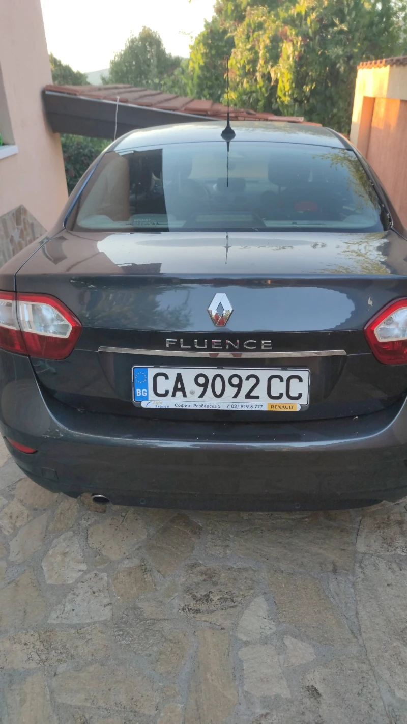 Renault Fluence, снимка 4 - Автомобили и джипове - 51940165
