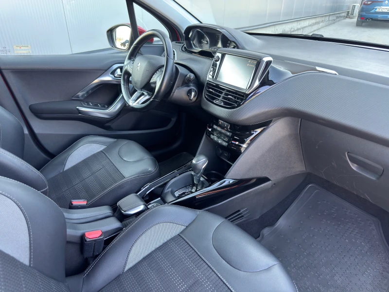 Peugeot 2008 1.5 Blue-HDi Allure Automat &#127470;&#127481;, снимка 9 - Автомобили и джипове - 51359798