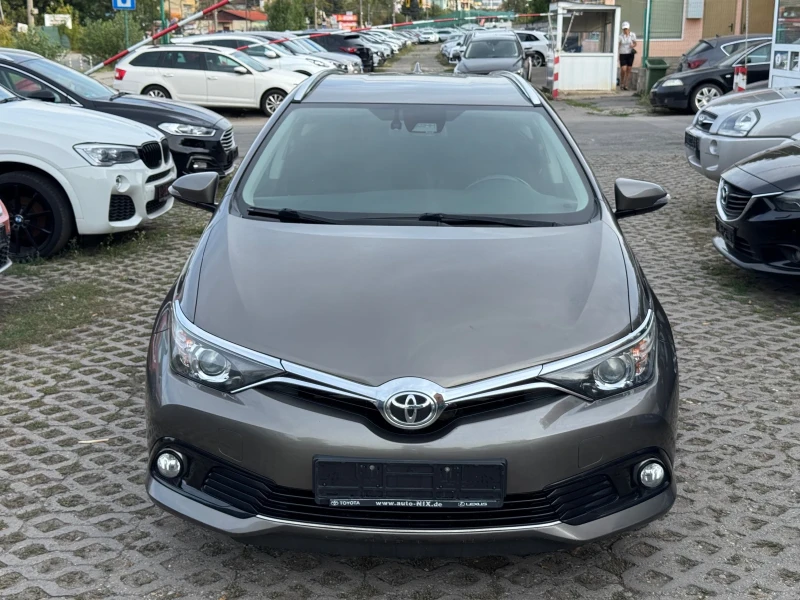 Toyota Auris EDITION S PLUS , снимка 4 - Автомобили и джипове - 51645404