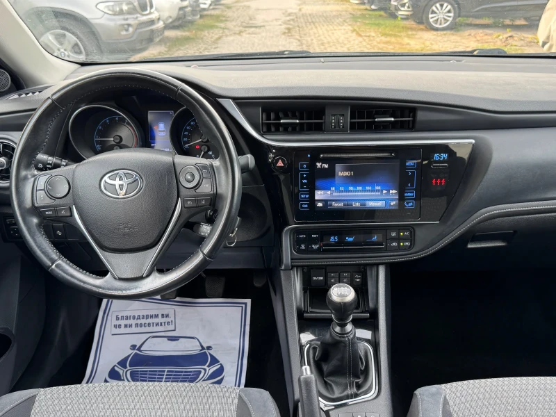 Toyota Auris EDITION S PLUS , снимка 10 - Автомобили и джипове - 51645404