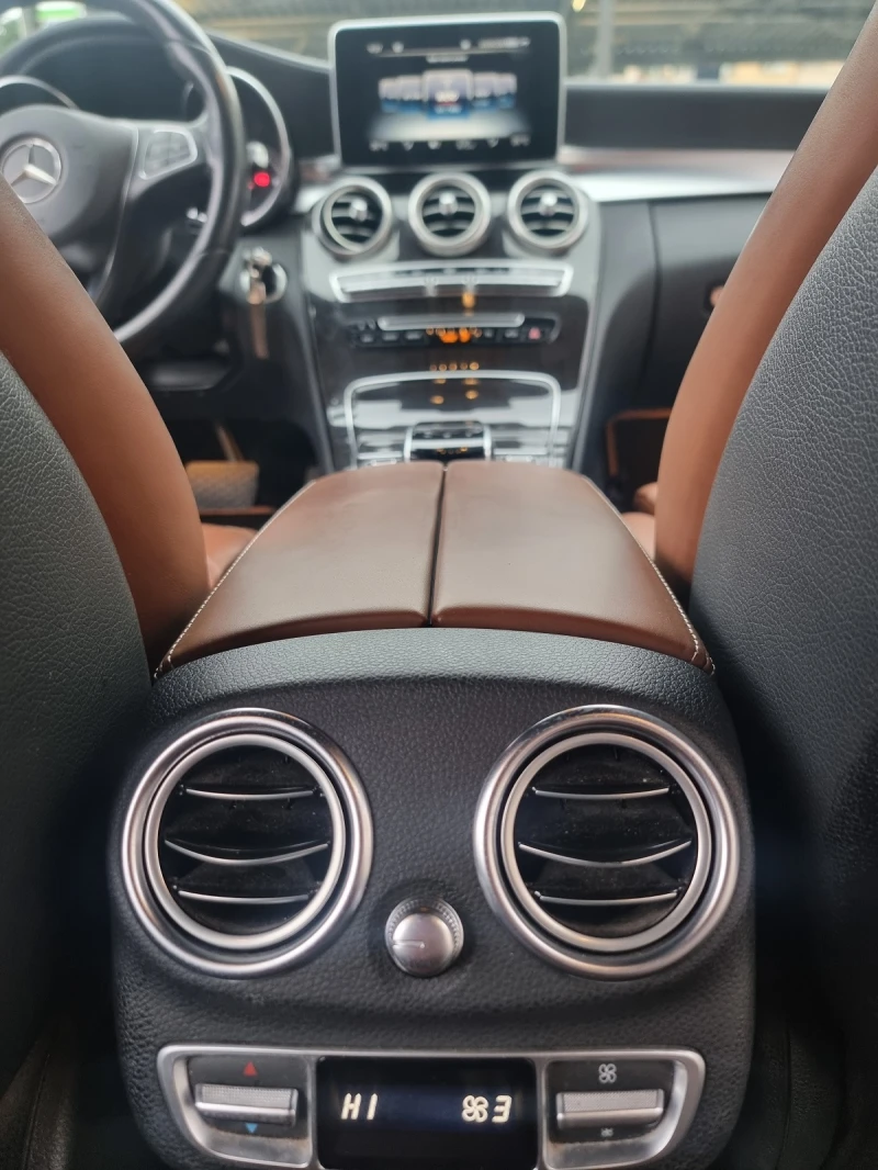 Mercedes-Benz C 250 Avantgarde, снимка 14 - Автомобили и джипове - 52080677