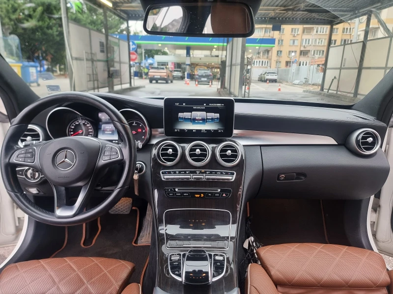 Mercedes-Benz C 250 Avantgarde, снимка 6 - Автомобили и джипове - 52080677
