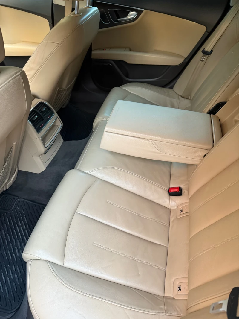Audi A7, снимка 8 - Автомобили и джипове - 52523702