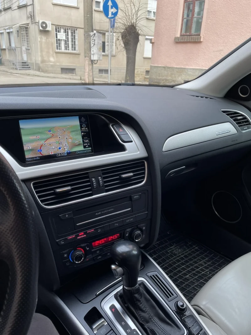 Audi A4 Allroad 2.0 TFSI/B&O/, снимка 8 - Автомобили и джипове - 52585595