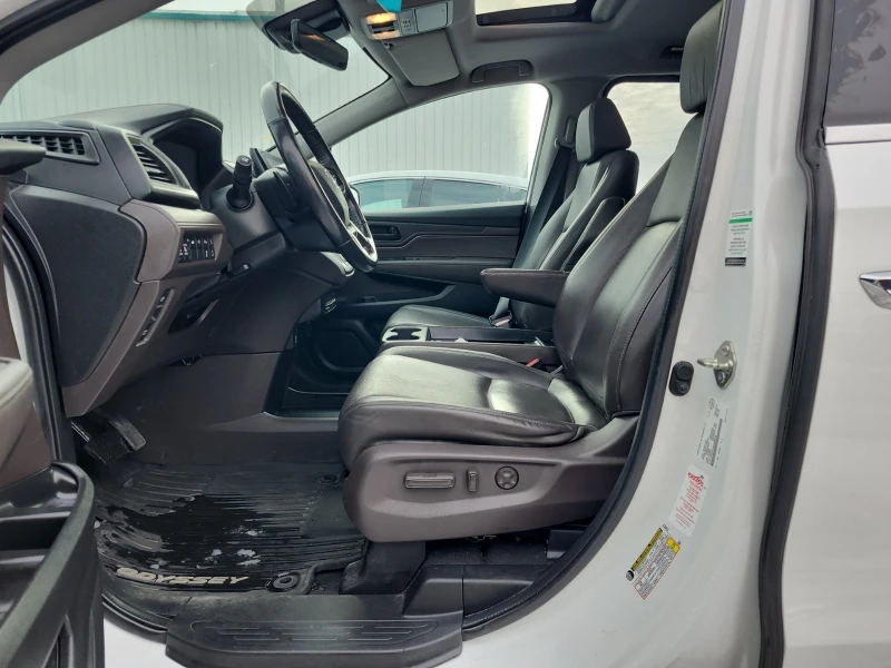 Honda Odyssey EX-L NAVI * * CARFAX * * АВТО КРЕДИТ * * , снимка 7 - Автомобили и джипове - 52999325