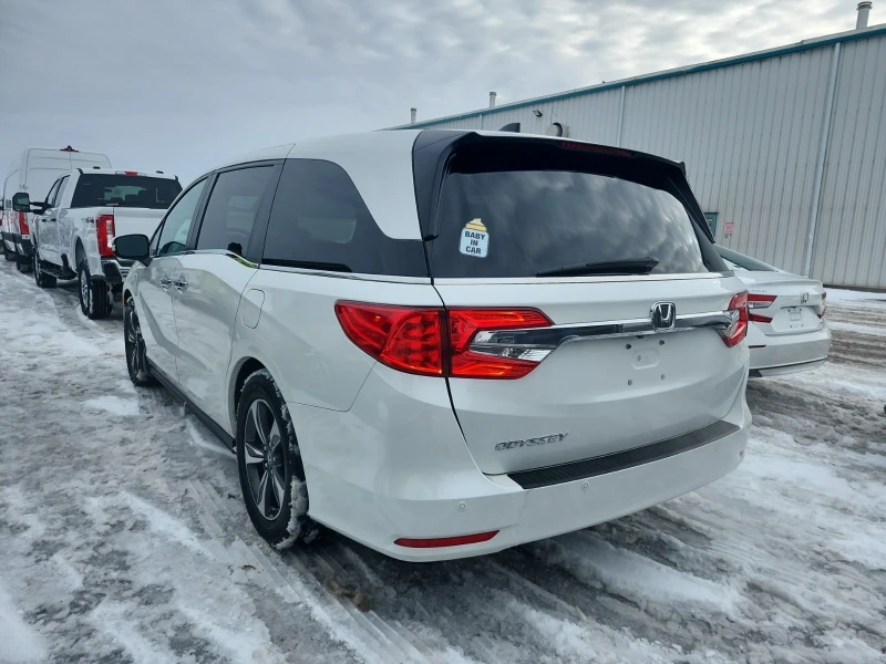 Honda Odyssey EX-L NAVI * * CARFAX * * АВТО КРЕДИТ * * , снимка 4 - Автомобили и джипове - 52999325