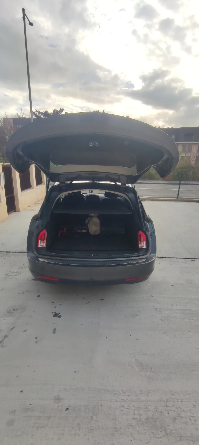 Opel Insignia, снимка 14 - Автомобили и джипове - 53422507