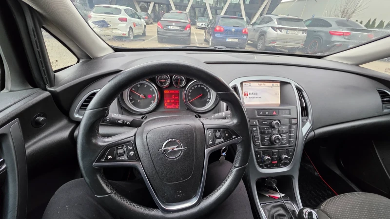 Opel Astra, снимка 16 - Автомобили и джипове - 53481823