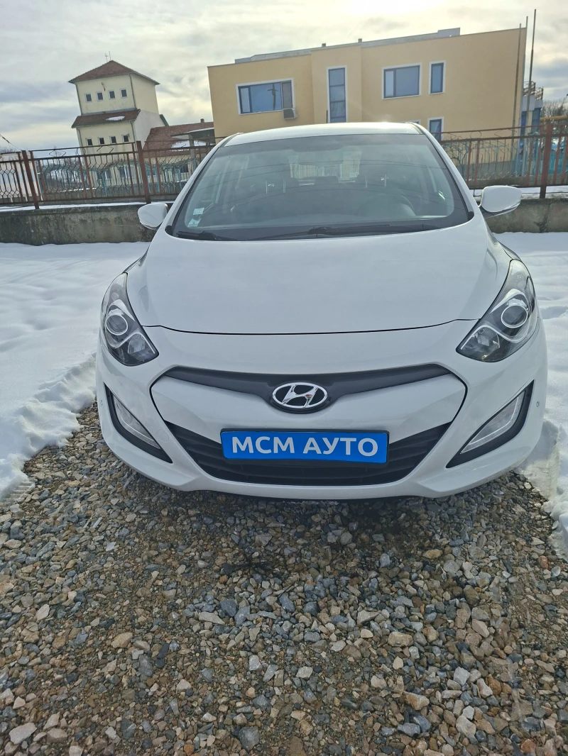 Hyundai I30 1.6CRDI  NAVI, снимка 2 - Автомобили и джипове - 53598714