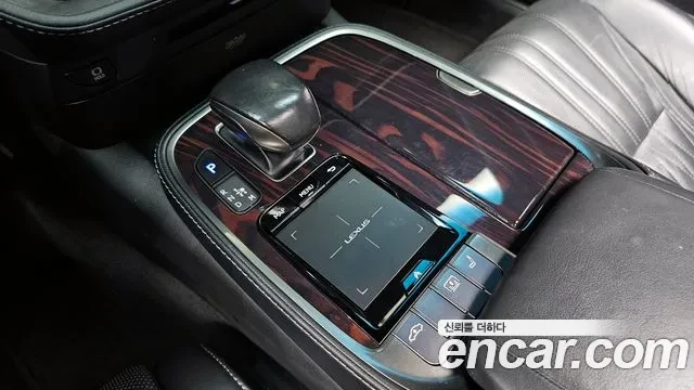 Lexus LS 500 AWD| 360| �����| ����� | Mobile.bg � ����������� 9