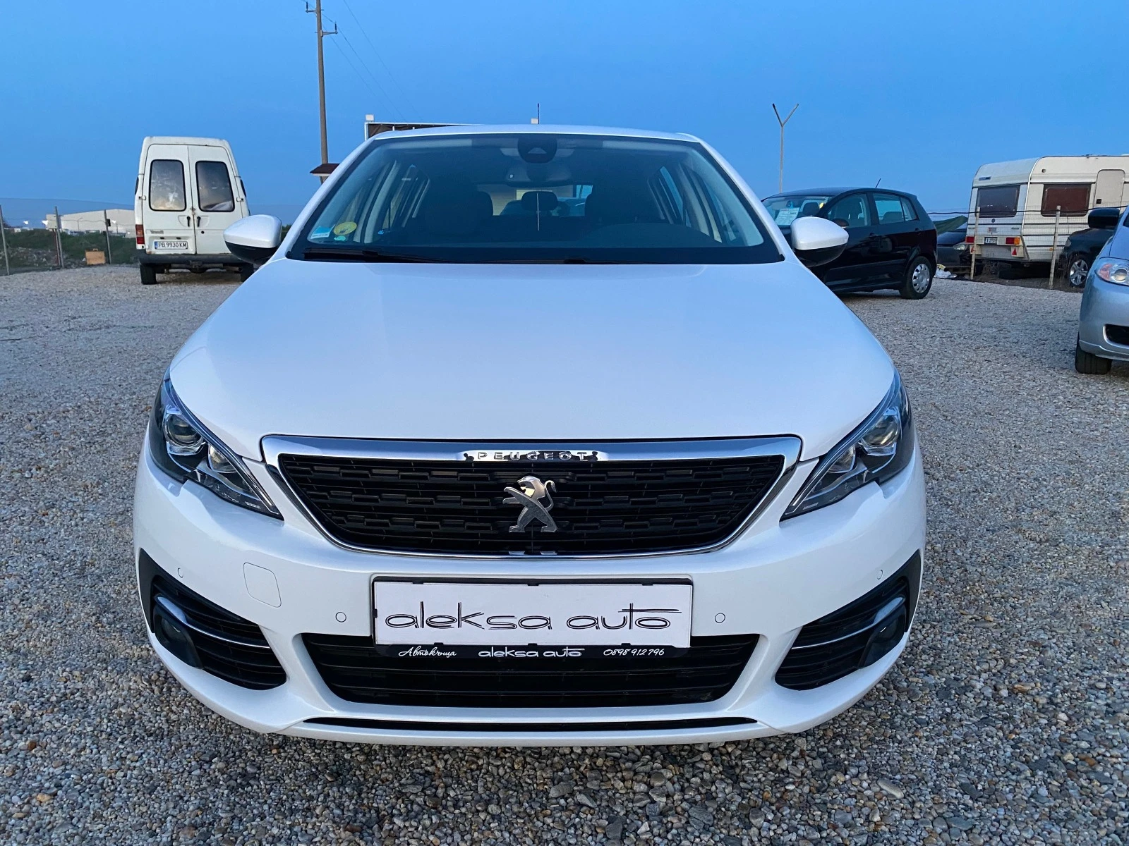 Peugeot 308 1, 5 36хил, NEW LINE , снимка 1