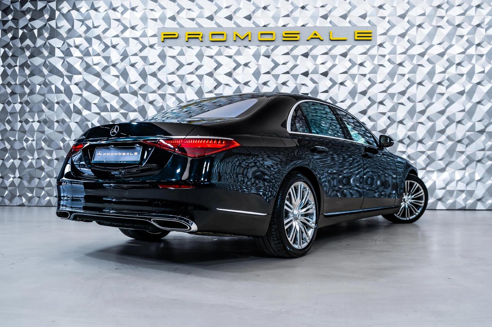 Mercedes-Benz S 580 e 4M L * FirstCl* Burm* Pano* Headup - изображение 4