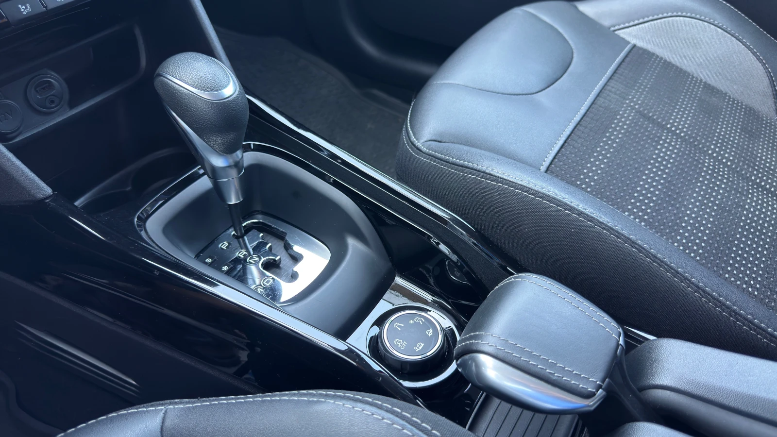 Peugeot 2008 1.5 Blue-HDi Allure Automat 🇮🇹 | Mobile.bg   12