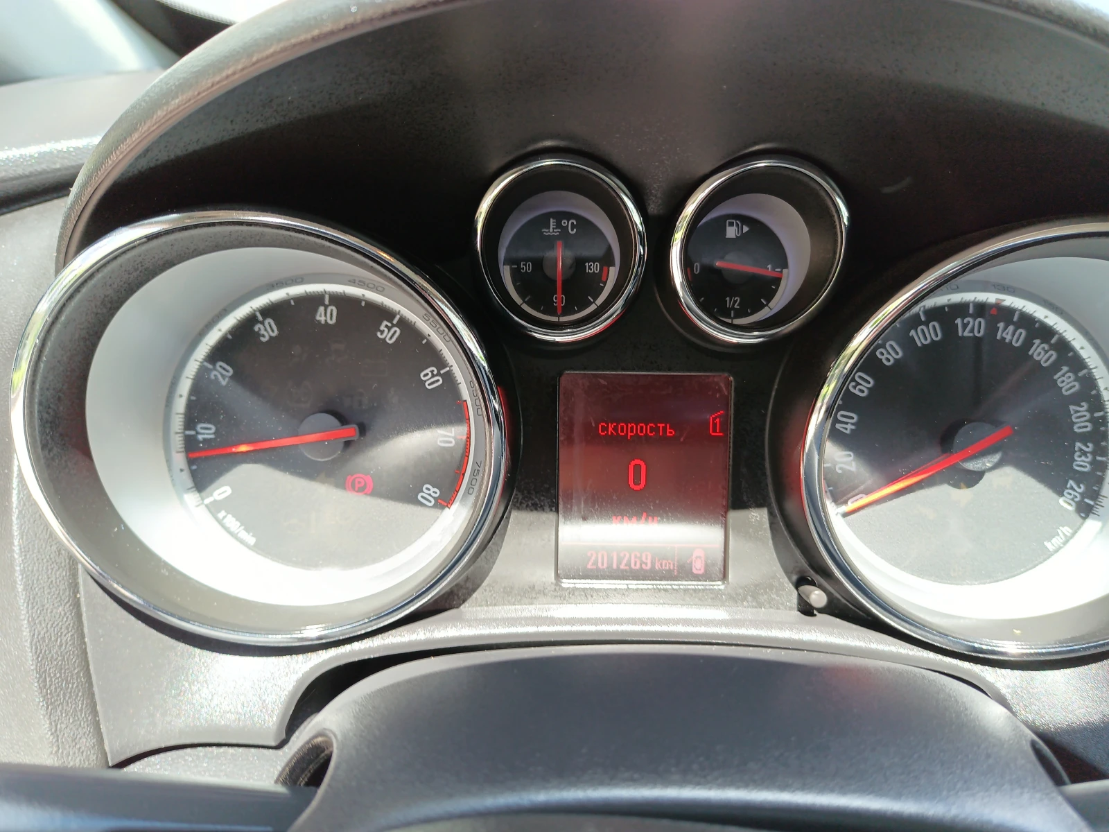 Opel Astra GTC - изображение 7