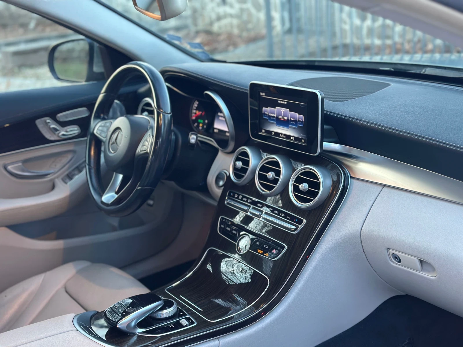 Mercedes-Benz C 300 190k/burm/keyless - изображение 9