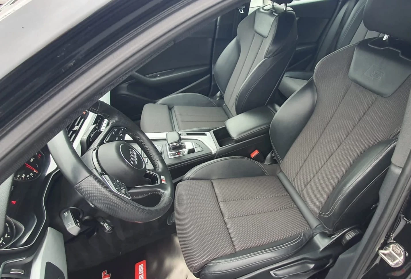 Audi A4 2.0 TDI AVANT S line - изображение 10