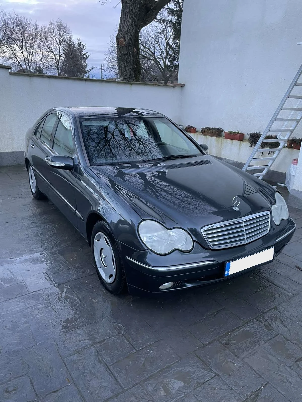 Mercedes-Benz C 180  - изображение 2