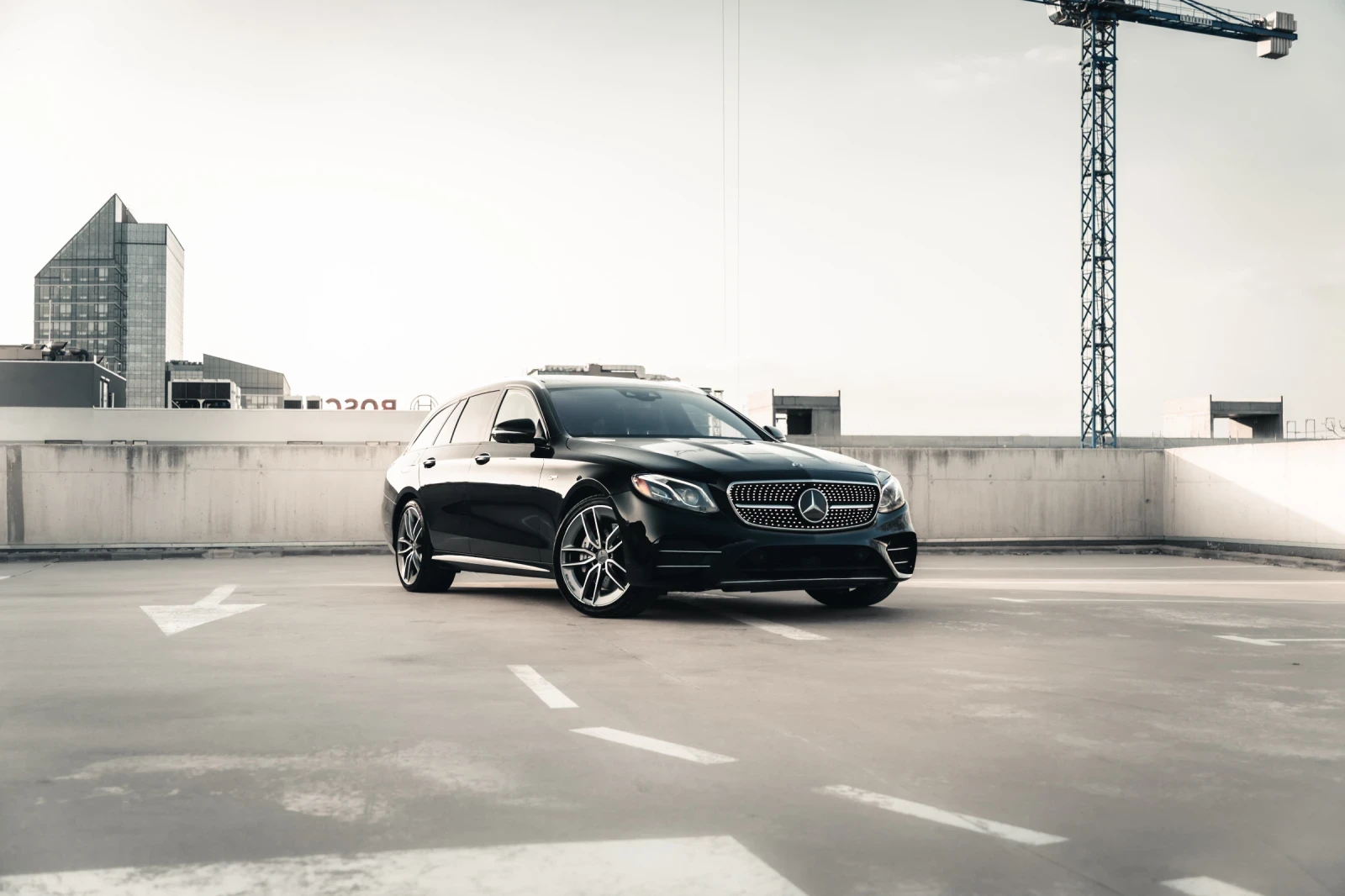 Mercedes-Benz E 53 AMG Mercedes E53 amg/75300km/всички екстри/масажи/FULL