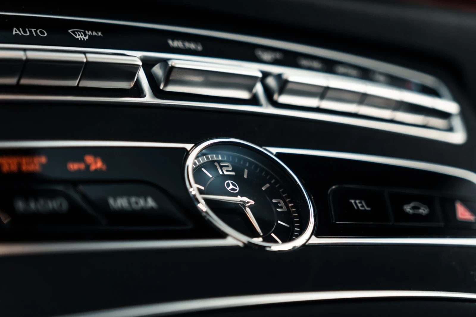 Mercedes-Benz E 53 AMG Mercedes E53 amg/75300km/всички екстри/масажи/FULL, снимка 13 - Автомобили и джипове - 53767802