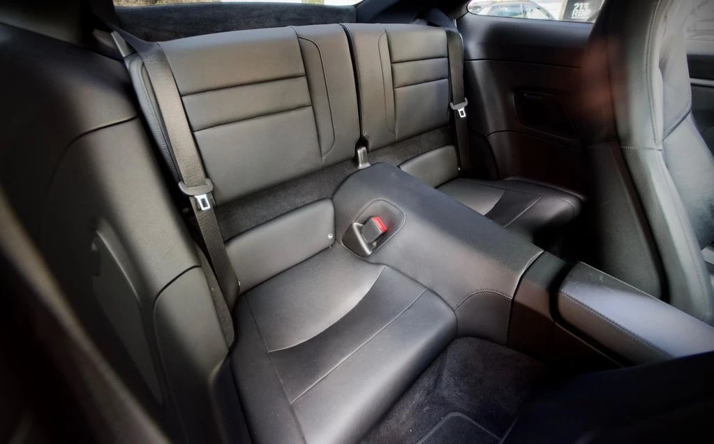 Porsche 911 Carrera 4, снимка 7 - Автомобили и джипове - 54515295