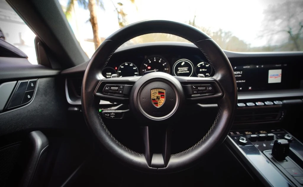 Porsche 911 Carrera 4, снимка 8 - Автомобили и джипове - 54515295