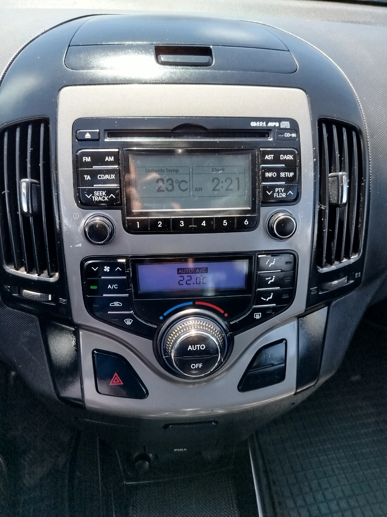 Hyundai I30 1, 6 CRDI 90ks | Mobile.bg � ����������� 12