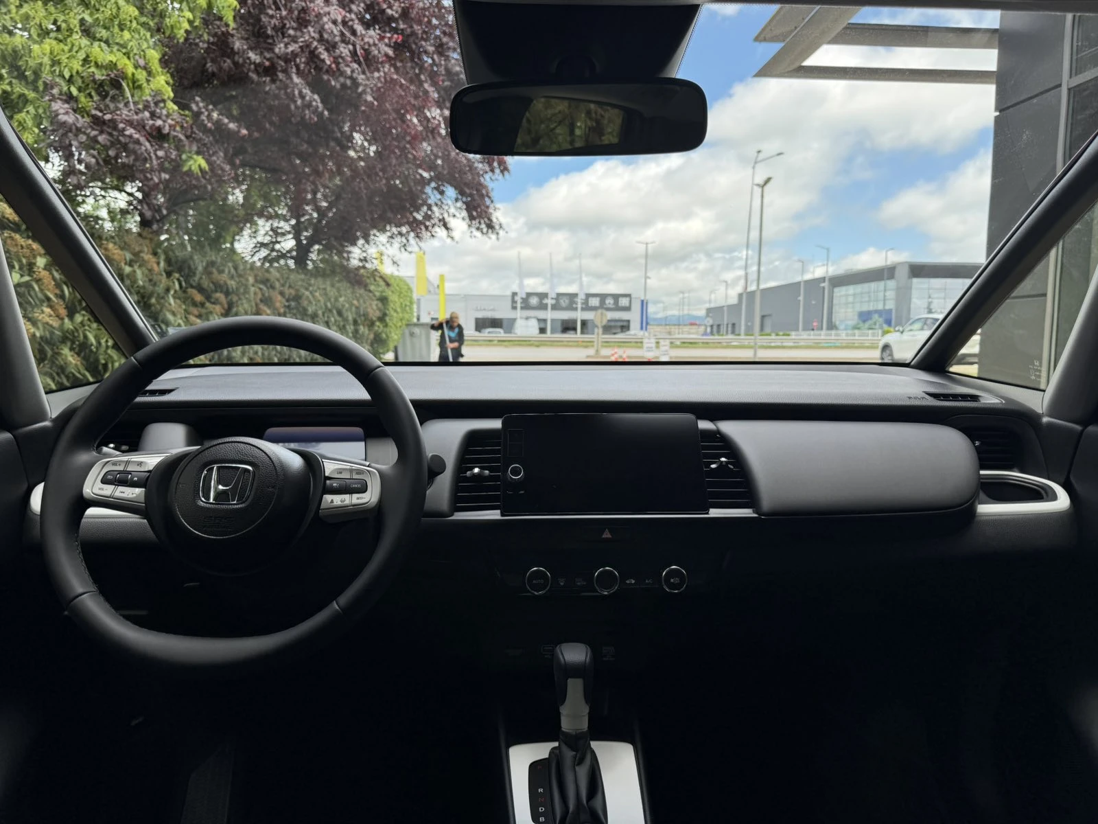 Honda Jazz 1.5 i-MMD Hybrid Elegance, снимка 12 - Автомобили и джипове - 54749159