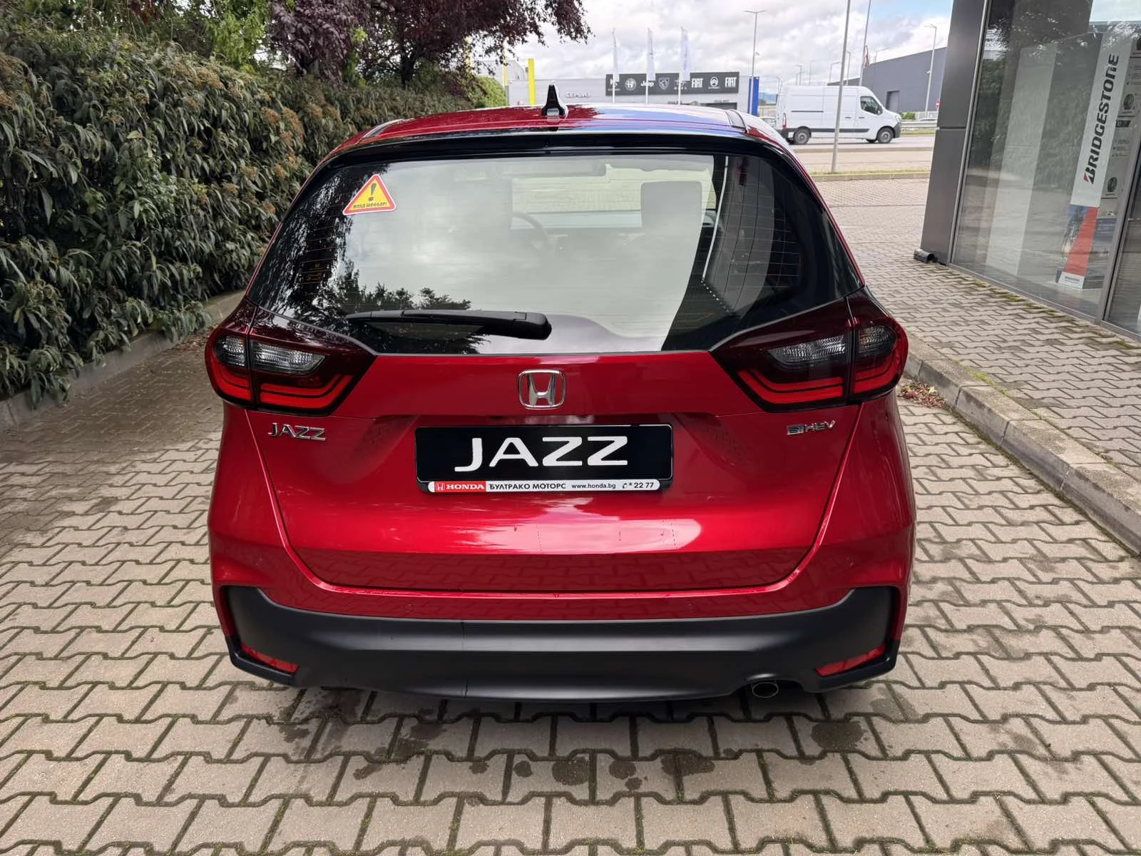 Honda Jazz 1.5 i-MMD Hybrid Elegance, снимка 5 - Автомобили и джипове - 54749159