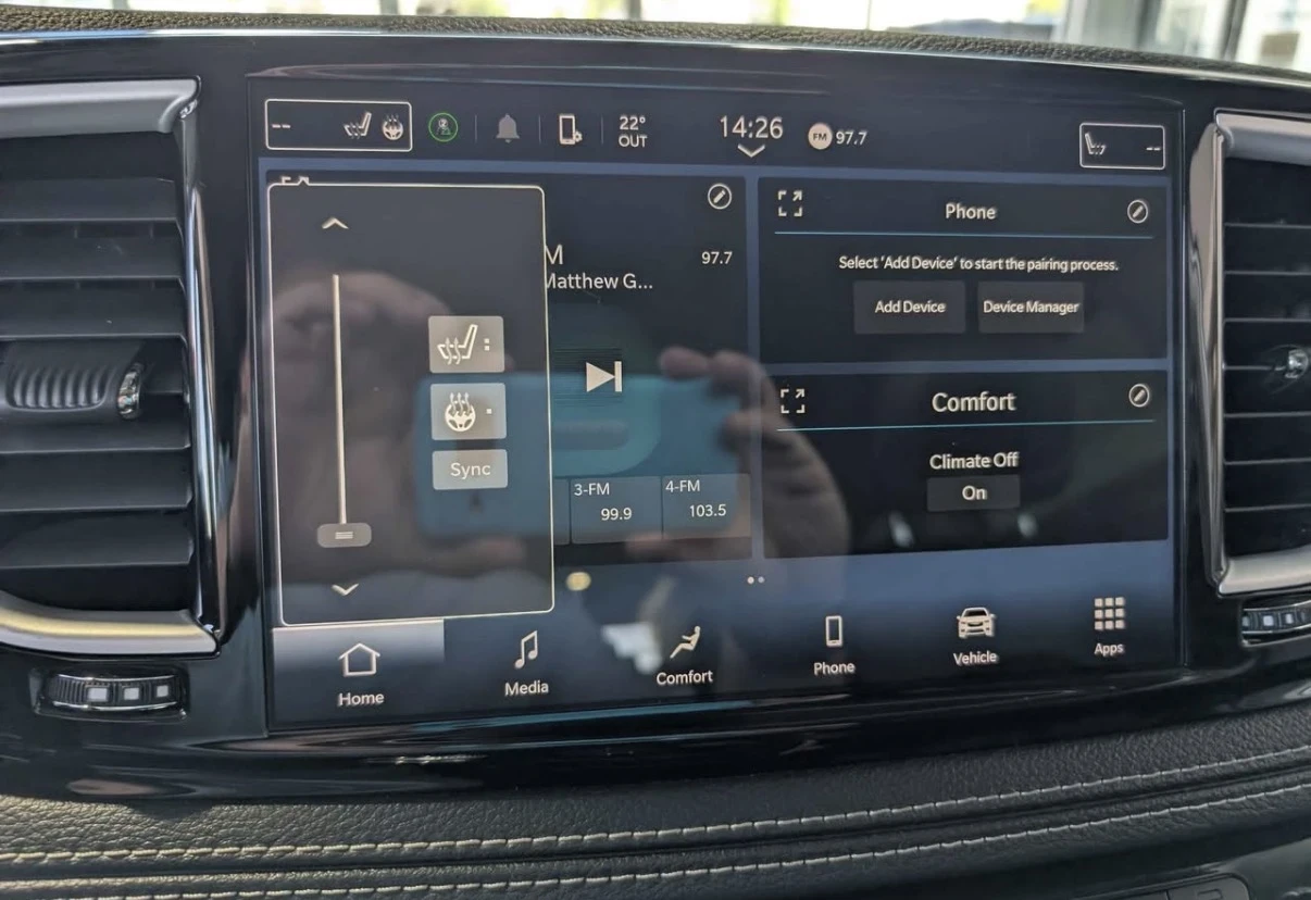 Chrysler Pacifica TOURING L * ПОДГРЕВ * КАМЕРА * CARFAX * , снимка 8 - Автомобили и джипове - 54929116