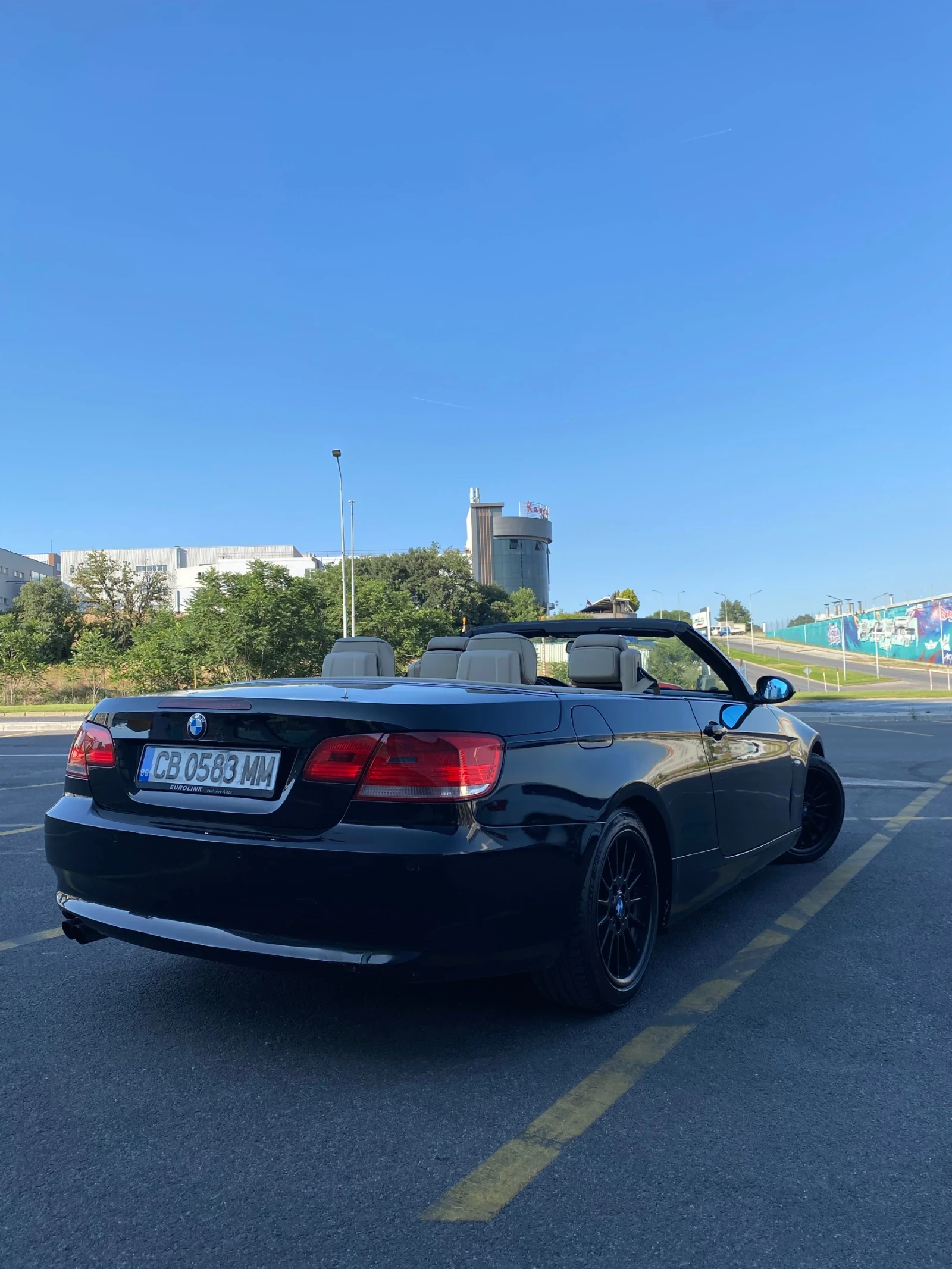 BMW 325     BMW E93 Cabrio 325i 218 к.с. Напълно Обслужен, снимка 8 - Автомобили и джипове - 55073025