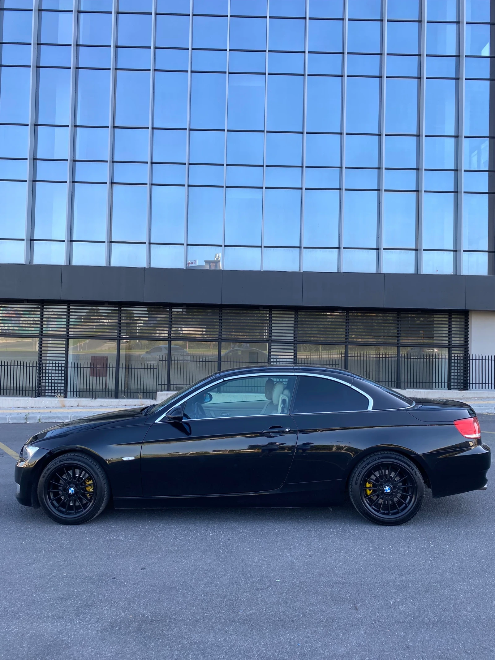 BMW 325     BMW E93 Cabrio 325i 218 к.с. Напълно Обслужен, снимка 3 - Автомобили и джипове - 55073025