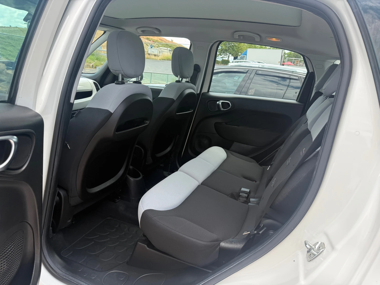 Fiat 500L 1.3MultiJet, Panorama, снимка 14 - Автомобили и джипове - 55221243
