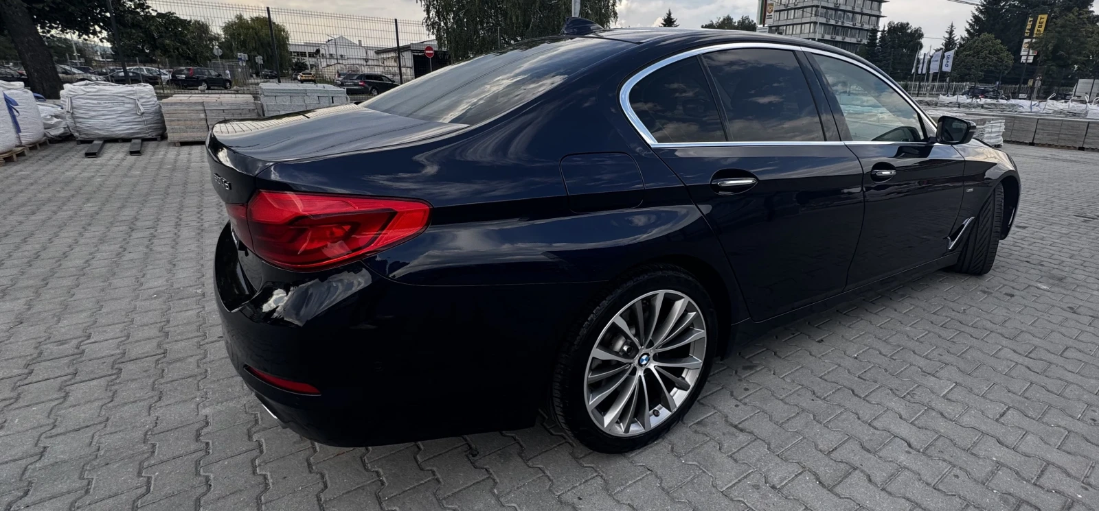 BMW 530 Xdrive, снимка 5 - Автомобили и джипове - 55324098
