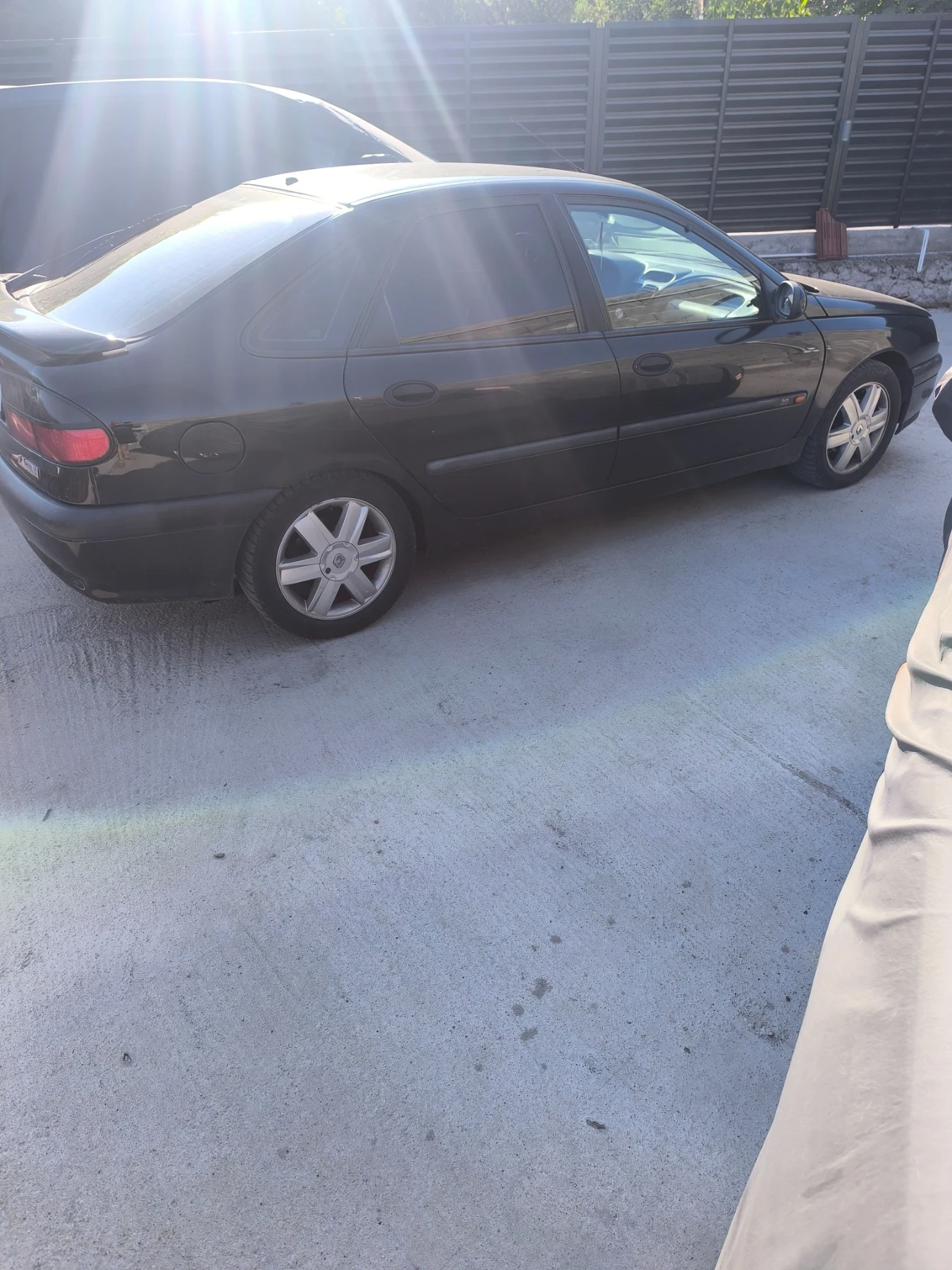 Renault Laguna, снимка 9 - Автомобили и джипове - 56110491