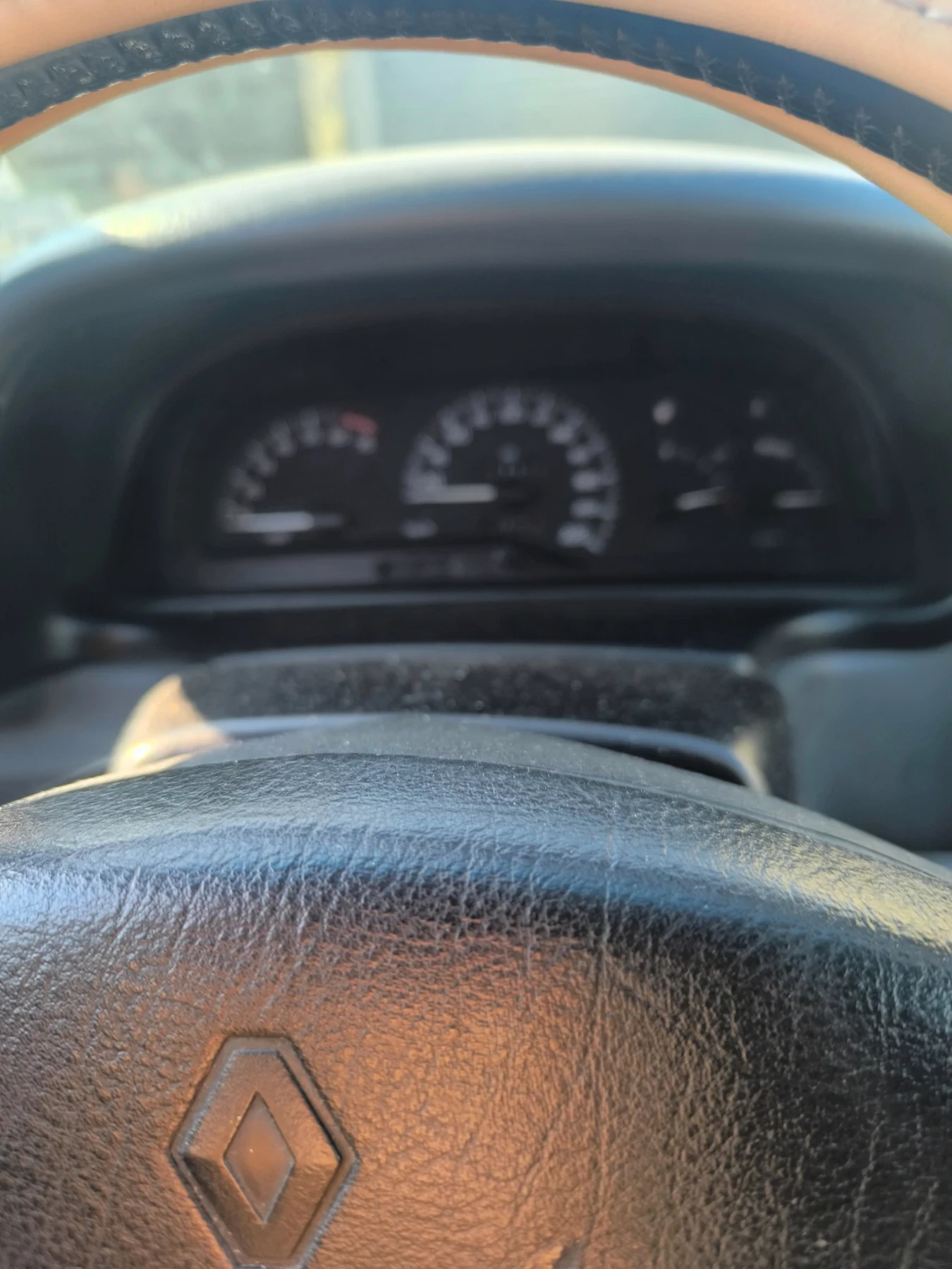 Renault Laguna, снимка 8 - Автомобили и джипове - 56110491