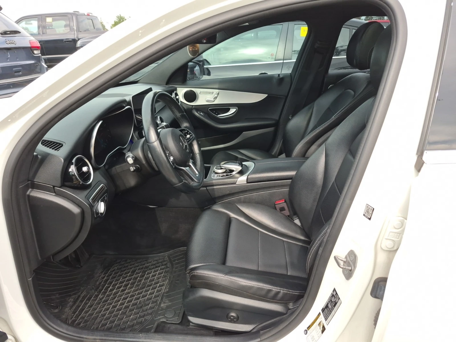 Mercedes-Benz C 300 * CARFAX * , снимка 5 - Автомобили и джипове - 56132328