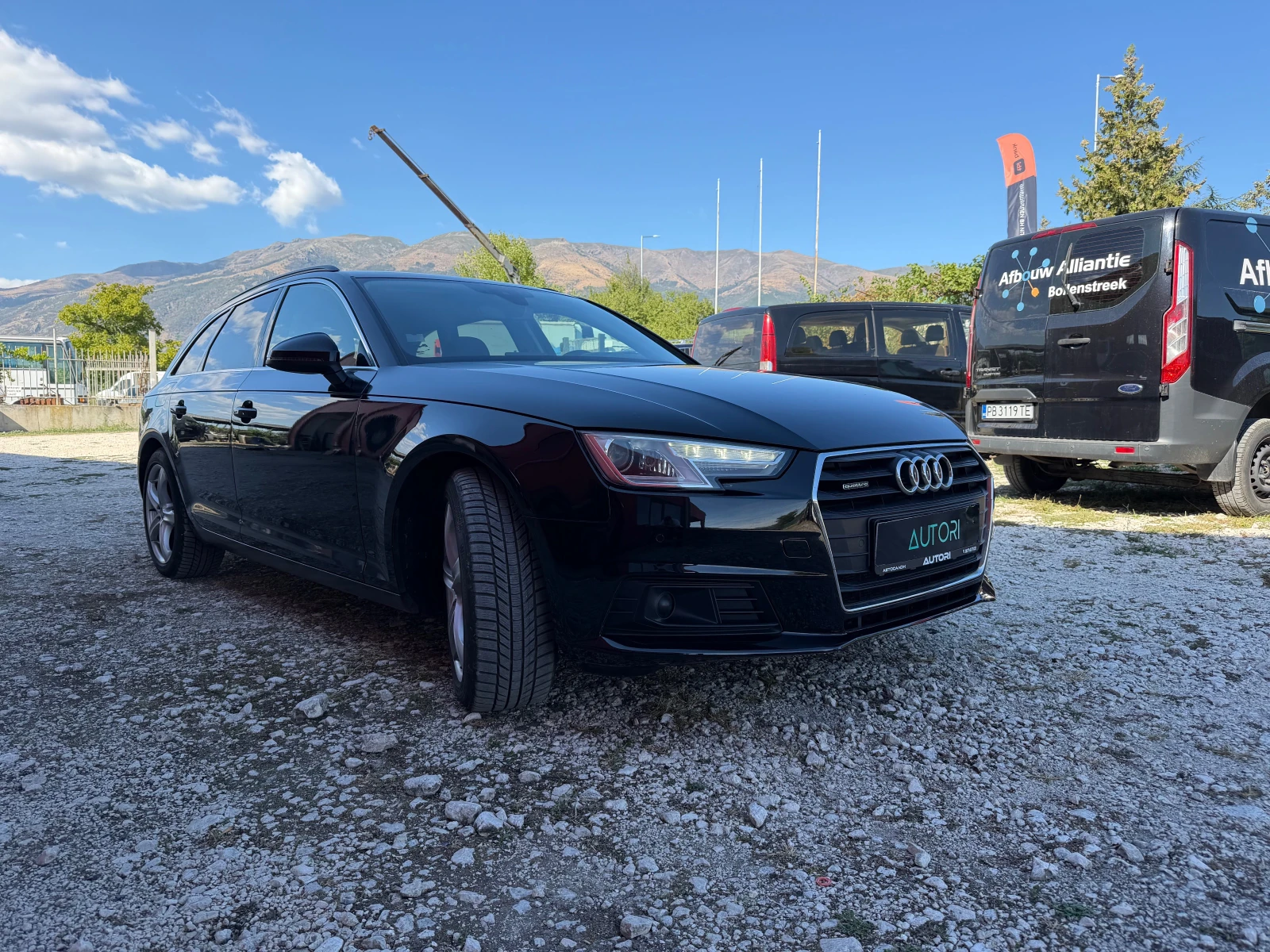 Audi A4 QUATTRO 2.0TDI FULL, снимка 4 - Автомобили и джипове - 56295564