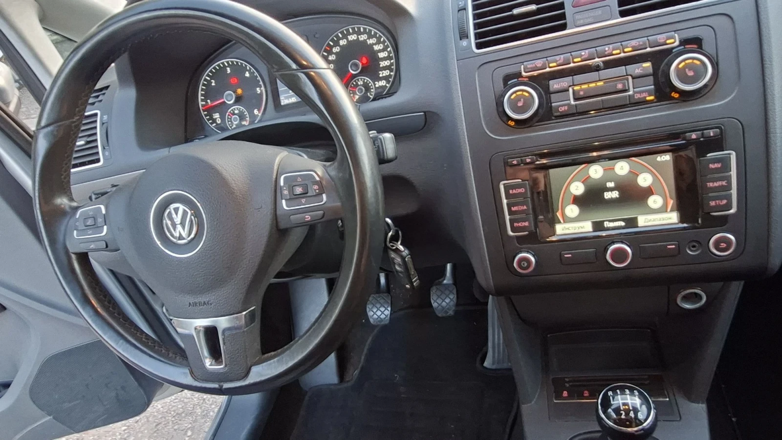 VW Touran 2.0TDI 140kc 4+ 1m | Mobile.bg � ����������� 9