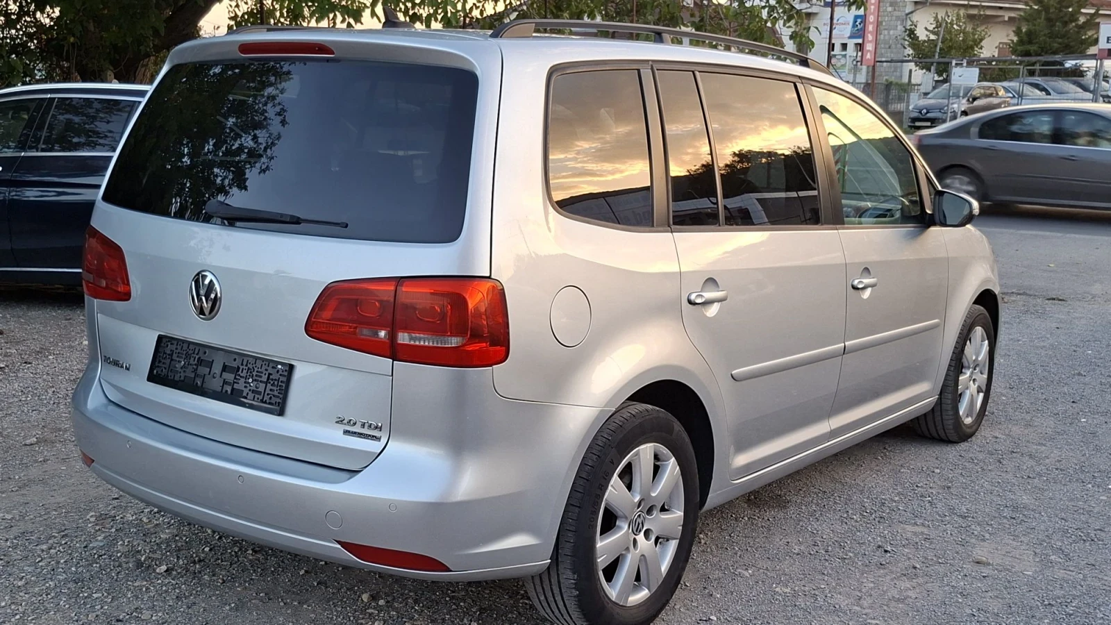 VW Touran 2.0TDI 140kc 4+ 1m | Mobile.bg � ����������� 4