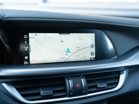 Alfa Romeo Stelvio Veloce Q4, снимка 11