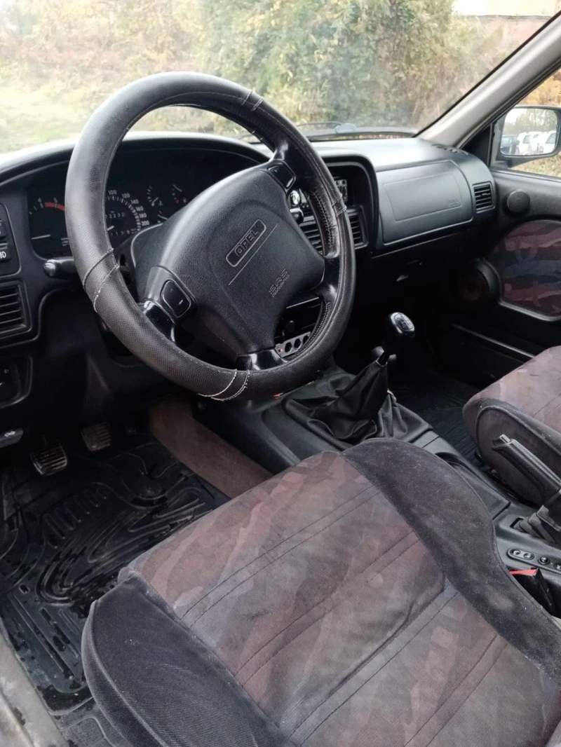 Opel Frontera, снимка 15 - Автомобили и джипове - 47994034