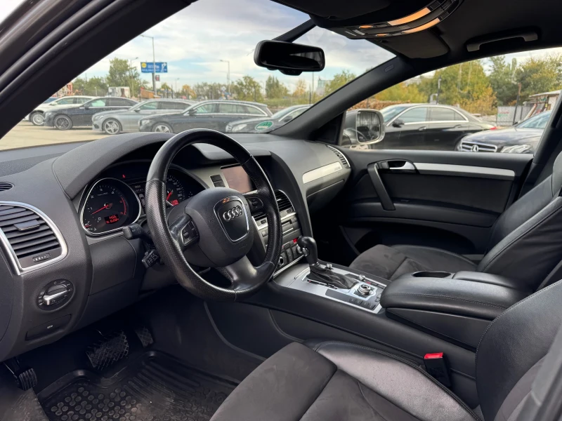 Audi Q7 S LINE / 4.2 DISEL / FACELIFT / 3 x TV / КАТО НОВА, снимка 8 - Автомобили и джипове - 47533150