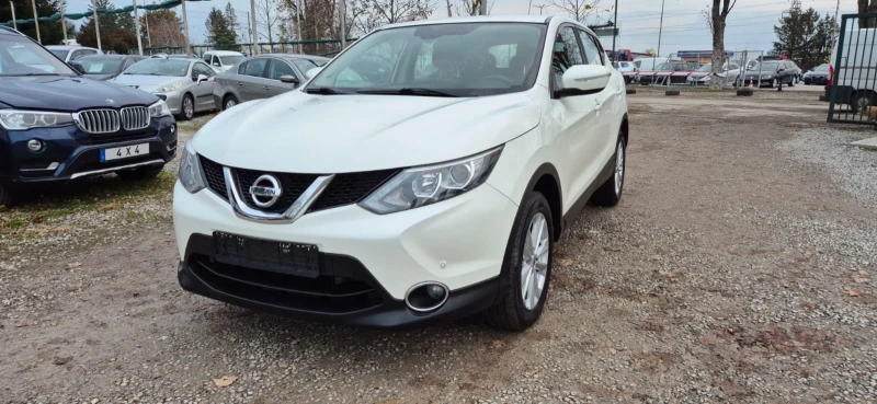 Nissan Qashqai 1, 5dci , снимка 1 - Автомобили и джипове - 48801274