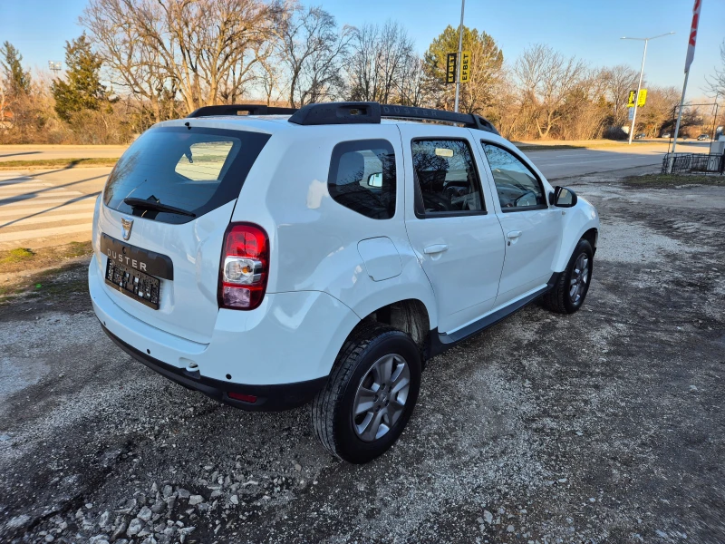 Dacia Duster 1.6i, GAS, NAVI, снимка 7 - Автомобили и джипове - 49361895