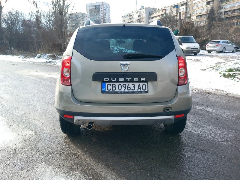 Dacia Duster 1.5 DCI, снимка 6 - Автомобили и джипове - 53088059