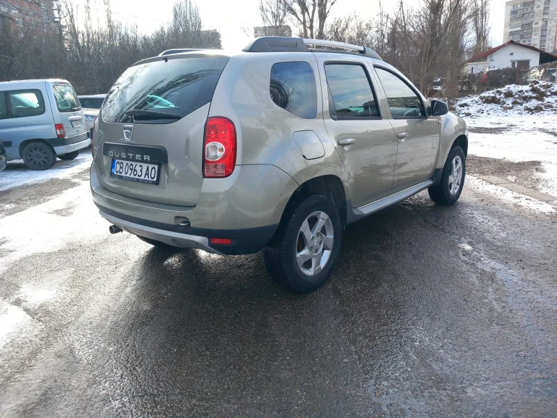 Dacia Duster 1.5 DCI, снимка 5 - Автомобили и джипове - 53088059