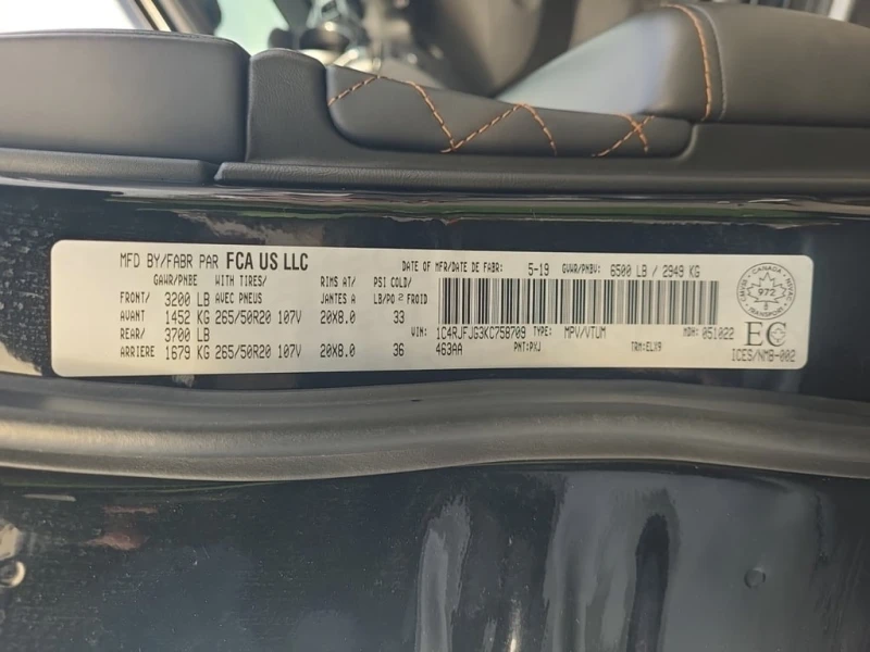 Jeep Grand cherokee 2019 SUMMIT * CARFAX * БЕЗ ПЪРВОНАЧАЛНА ВНОСКА, снимка 17 - Автомобили и джипове - 53096722