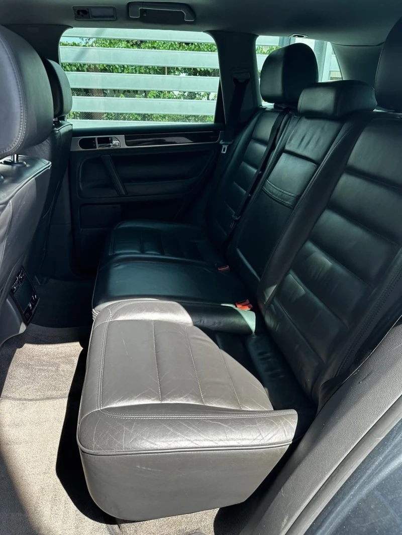 VW Touareg 2.5 TDI 4x4, снимка 11 - Автомобили и джипове - 53401835