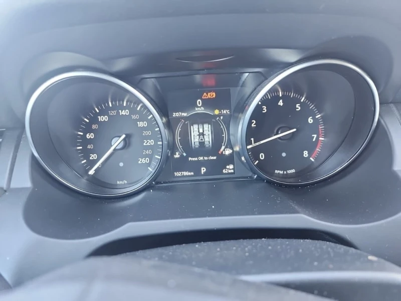 Land Rover Range Rover Evoque * SE * * ПАНОРАМА* * ДИСТРОНИК* , снимка 9 - Автомобили и джипове - 53455622